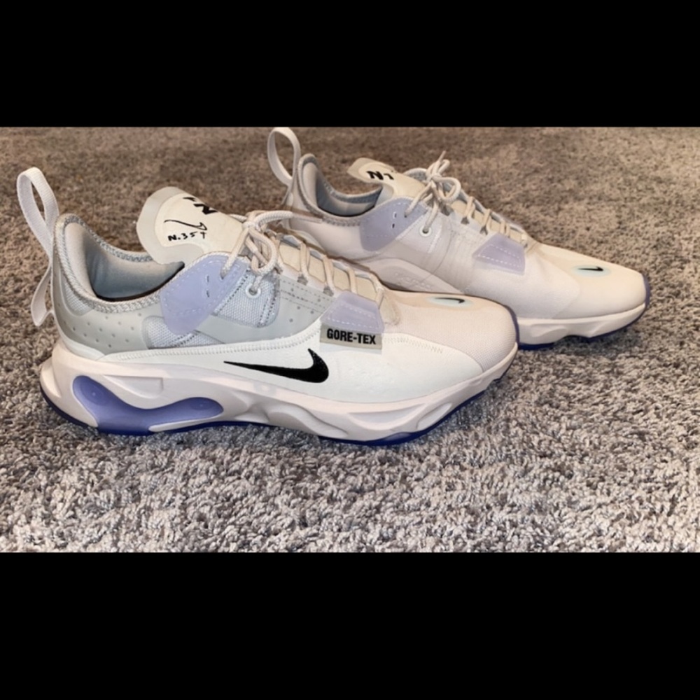 shoes - Picture 2 of 3